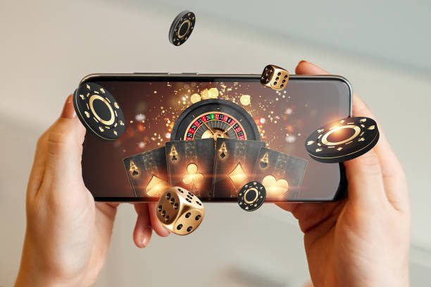 Pemain menikmati slot online dengan berbagai tema menarik di toto158